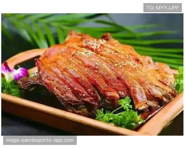 刷到菲尔普斯家餐桌那张照——随手一盘食物把我一个月工资按在地上摩擦