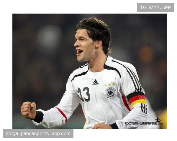 佩德里与贝林厄姆中场角色差异：技术型组织者与全能型引擎的战术逻辑对比